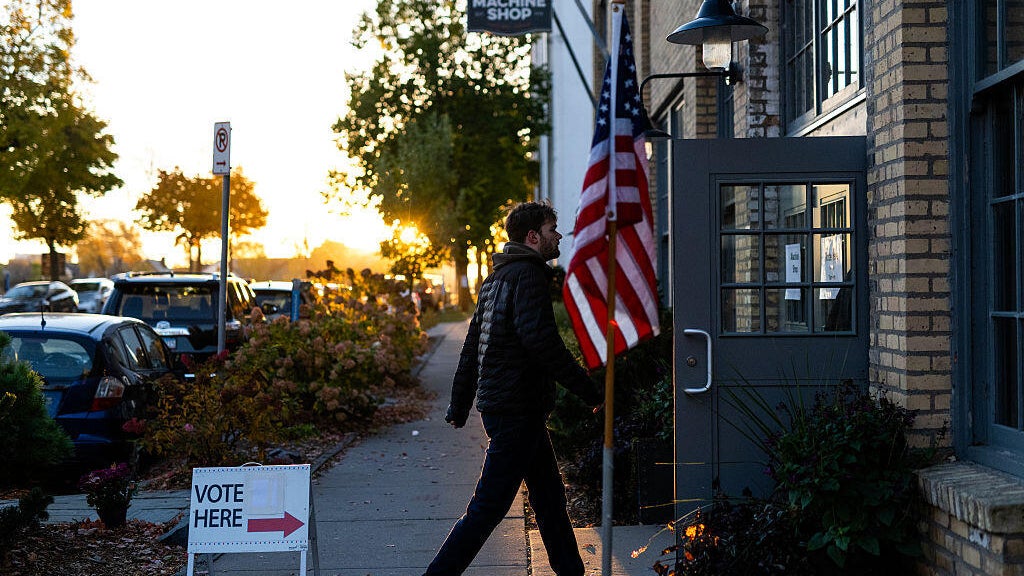 Early in-person voting kicks off in Minnesota: Here's what to know — WCCO / CBS Minnesota, Bloomington Community news