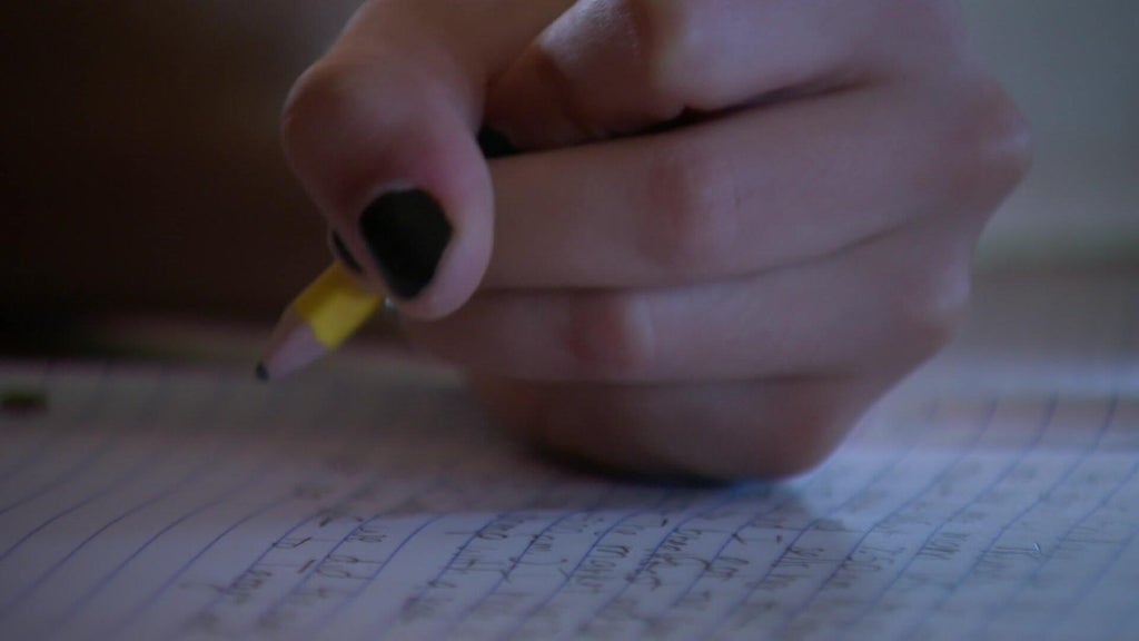 St. Paul educators union says district's plan to cut English learner teachers was made in secret — WCCO / CBS Minnesota, Bloomington Schools news