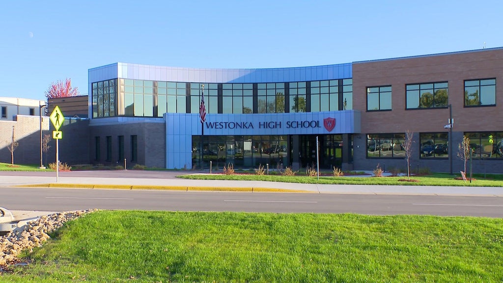 Westonka schools develop AI policymaking group to prepare for evolving technology — WCCO / CBS Minnesota, Bloomington Technology news