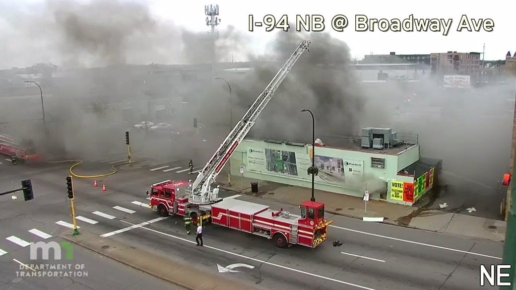 Crews respond to fire at building in north Minneapolis — WCCO / CBS Minnesota, Bloomington Community news