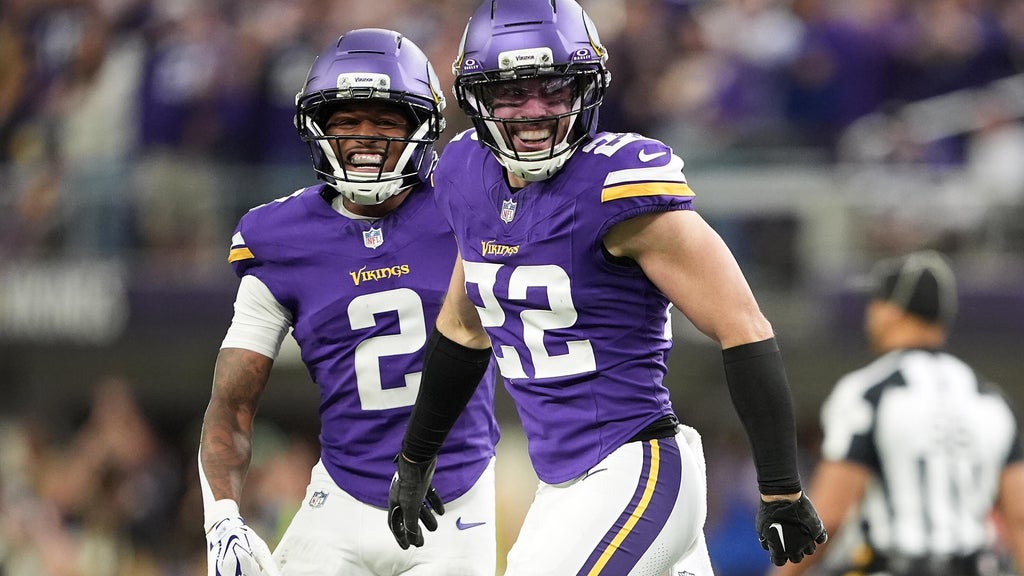 Vikings defense clamps down on Daniel Jones and the Colts for a 16-10 victory to stay undefeated — WCCO / CBS Minnesota, Bloomington Arts news