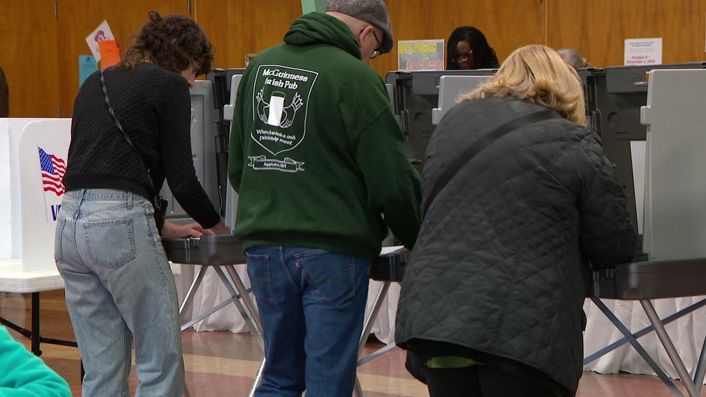 Minneapolis seeing "very high" early voter turnout ahead of next week's midterms — Bloomington Community news