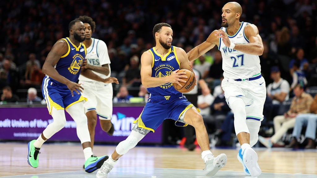 Curry scores 44 points as Warriors hold on to beat Timberwolves 119-114 — Bloomington Sports news