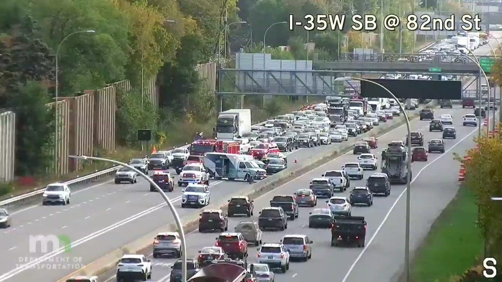 3 drivers injured in crash on Interstate 35W in Bloomington, state patrol says — WCCO / CBS Minnesota, Bloomington Health news