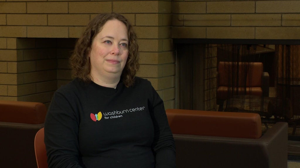 Expert shares tips on how to talk with children about traumatic events — WCCO / CBS Minnesota, Bloomington Health news