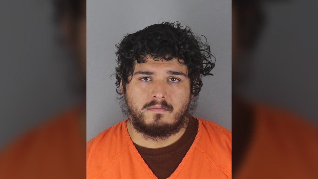 Charges: Bloomington man stabbed roommate while he was asleep, severely injuring him — Bloomington Real Estate news