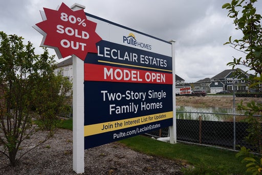 The average 30-year US mortgage rate dips to 7.24%, the lowest level in more than a month. — Bloomington Real Estate news