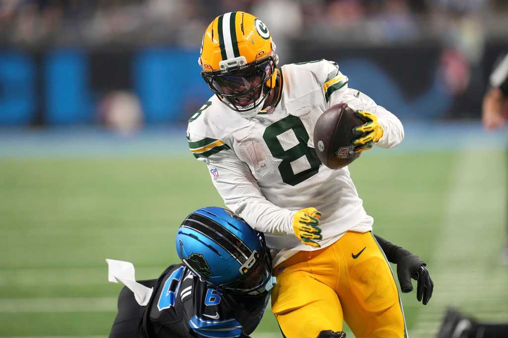 Packers' Josh Jacobs has 91 combined yards, TD catch in return after domestic violence case — WISN 12 Milwaukee
