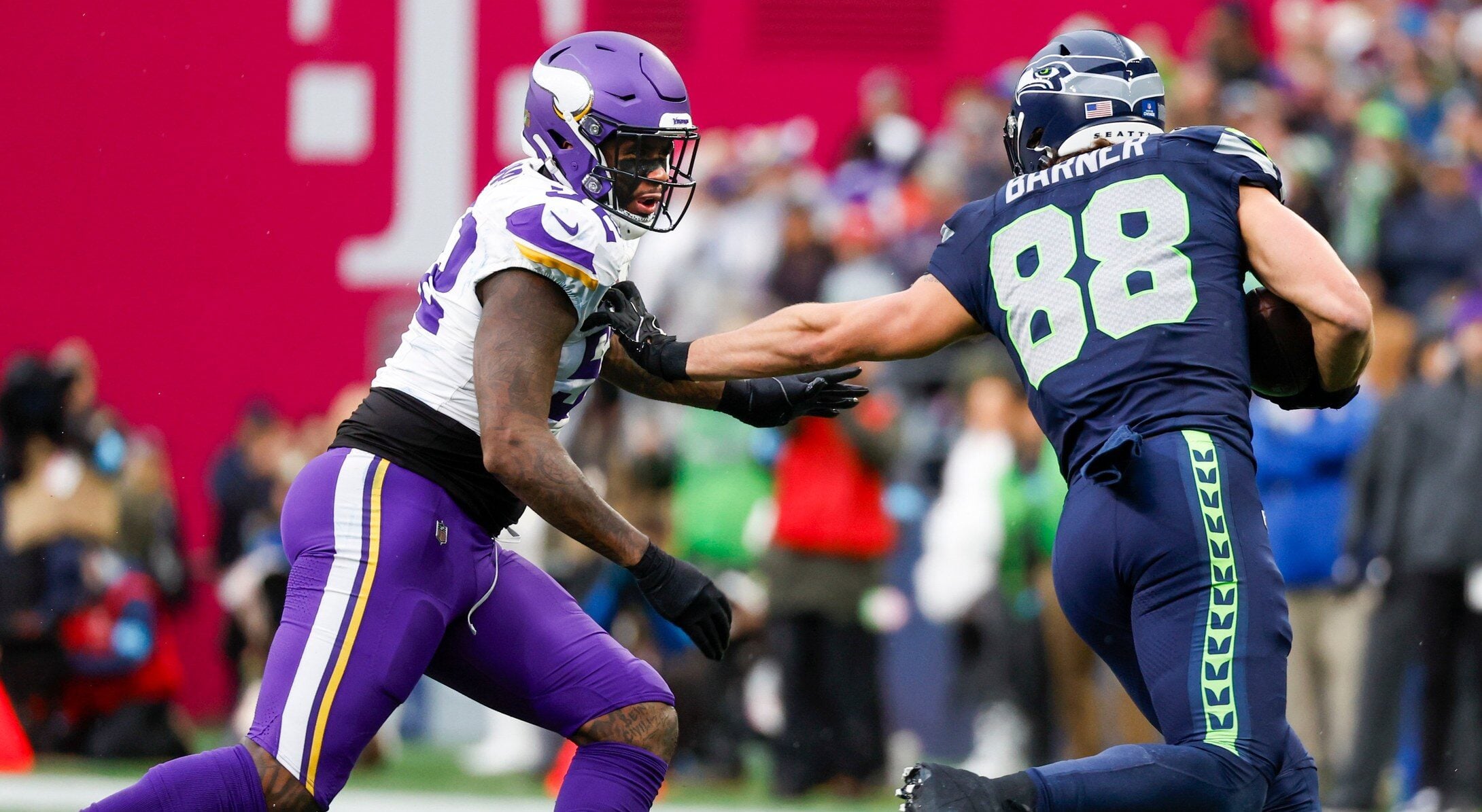 MN Vikings Bring Back Familiar Linebacker (Again) — Minnesota Sports Fan, Bloomington Arts news