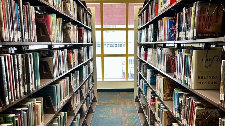 Live outside San Antonio? Library users are getting notices about $30 fee taking effect this month — KENS 5 (San Antonio), Bloomington Community news