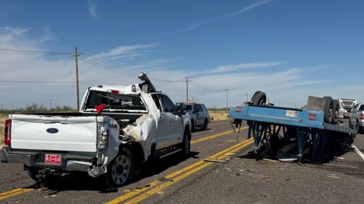 Single-vehicle crash closes intersection of State Highway 18 and County Road 306 in Winkler County — NewsWest 9 (Permian Basin), Bloomington Community news