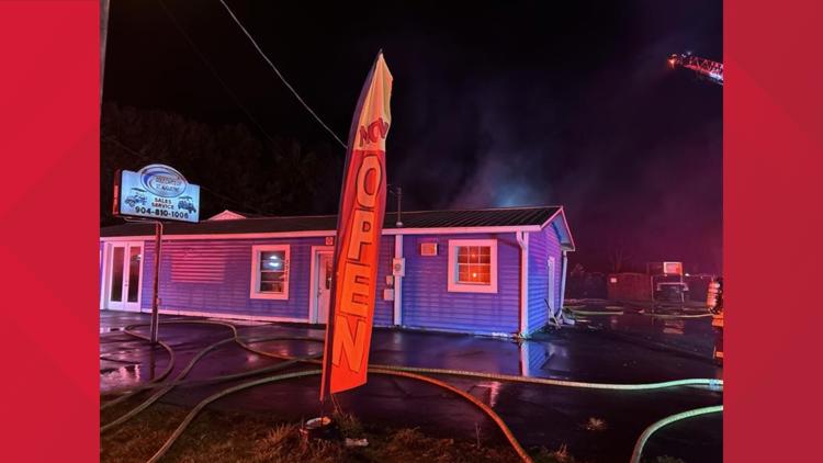 No injuries reported after large building fire at golf cart repair business off US-1 — First Coast News Local, Bloomington Business news