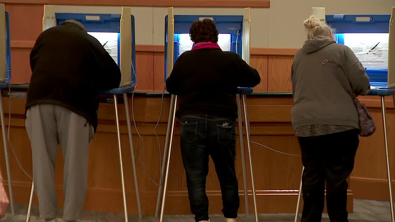 What Minnesota's early voting surge does and doesn't mean yet — Bloomington Community news